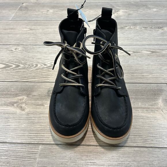 Cat & Jack Boys' Bosley Boots: Rugged Yet Refined Classic Style Size 5 NWT - Picture 5 of 6